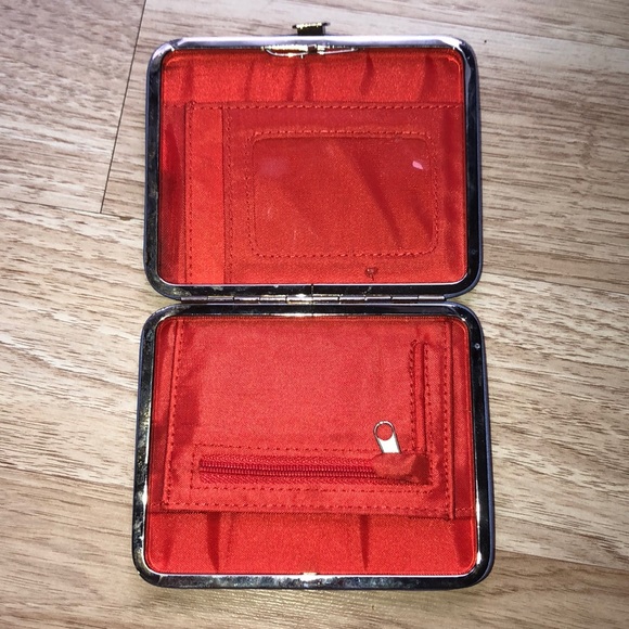 Woof - Picture 2 of 3